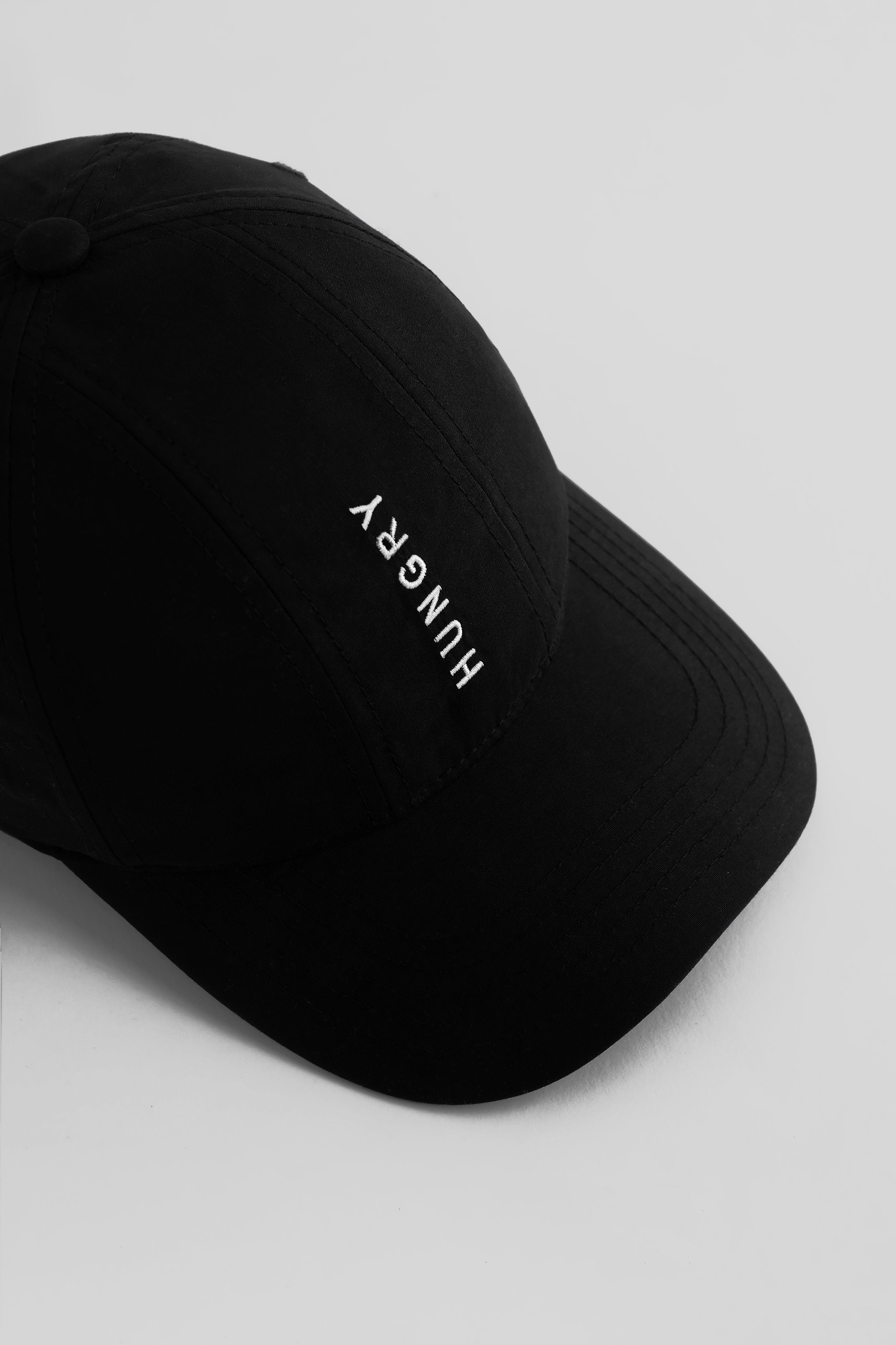 HUNGRY 7 Panels Cap Black