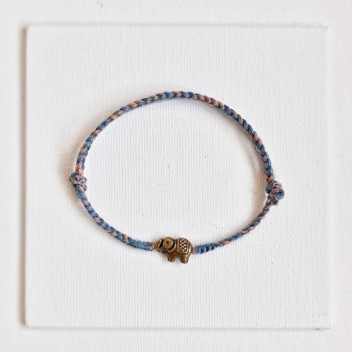 Sumitra Hujan 23.08.110 Gelang Limited Kepang Tali Boho Bohemian