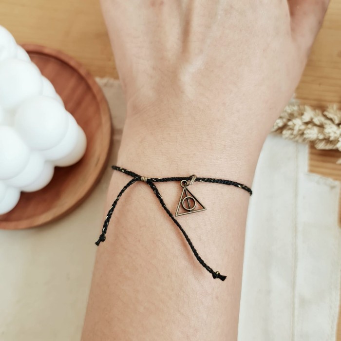 Deathly Hallow Ireng Gelang Harry Potter Kepang Tali Limited 22.011