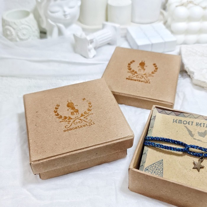 Kotak Gelang HardBox Bungkus Kado