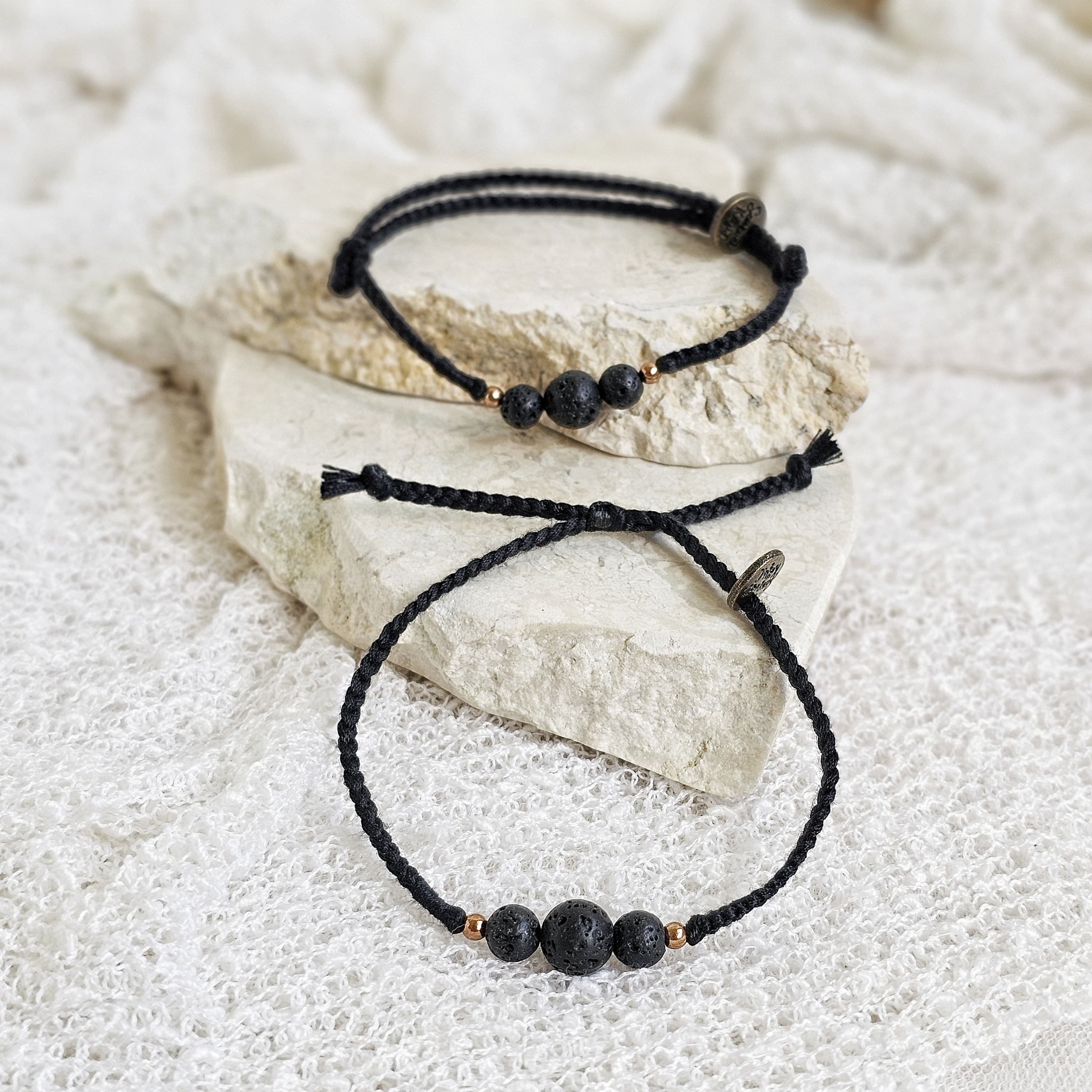 Gelang Aswin Rupawan Lava Stone 24.07.261 Semoetketjil