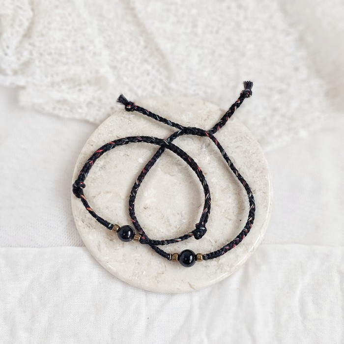 Gelang Kuwat Ati Hutan Hujan Onyx 25.01.007 Semoetketjil