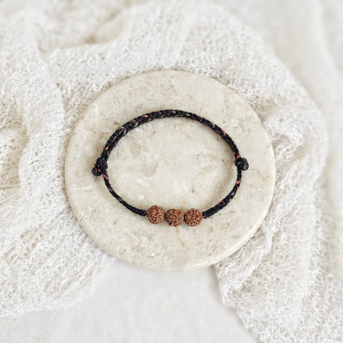 Gelang Rudraksha Hutan Hujan Ketenangan 25.02.014 Semoetketjil