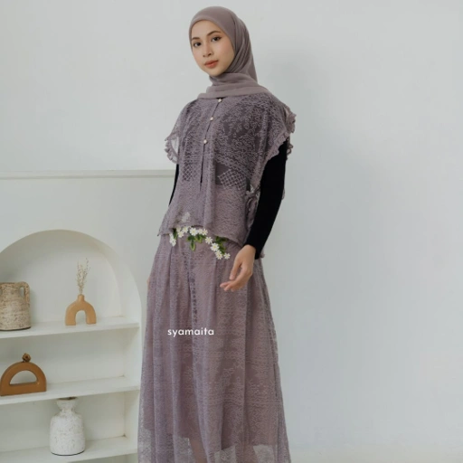 Image of Syamaita Original Isyana Vest Skirt Set Brukat