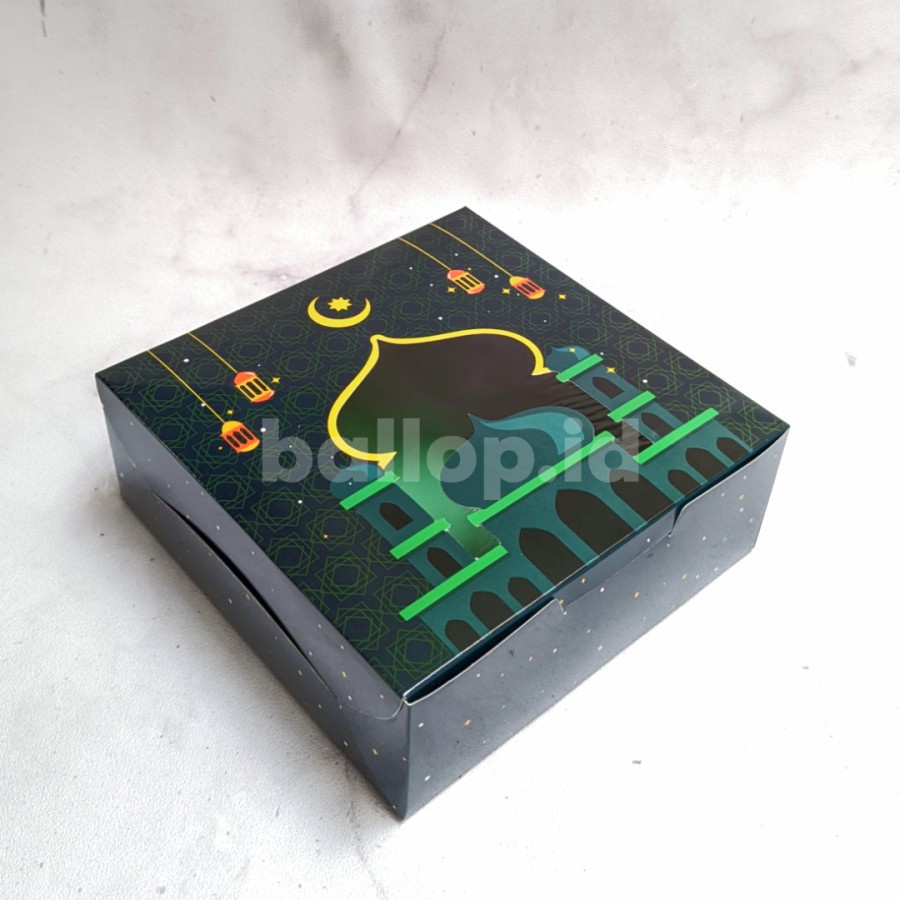 [10 PCS] LEBARAN 20 20 7,5 CM Dus Kotak Box Hari Raya Idul Fitri