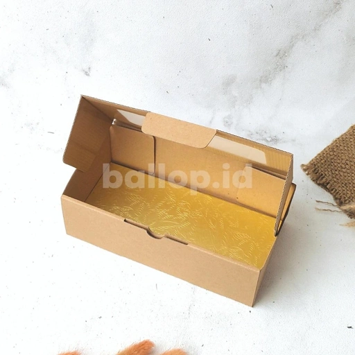 E-FLUTE 22 12 7 CM JENDELA Dus Dos Roti Kue Tart Cake Polos Box Kotak Picnic Roll Corrugated