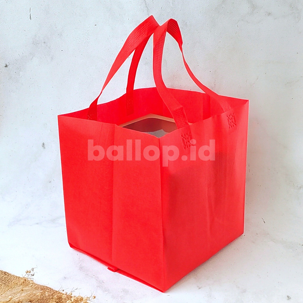 SPUNBOND 26 22 40 CM MERAH Tas Cake Roti Box Kue Bag Eco Friendly Acara