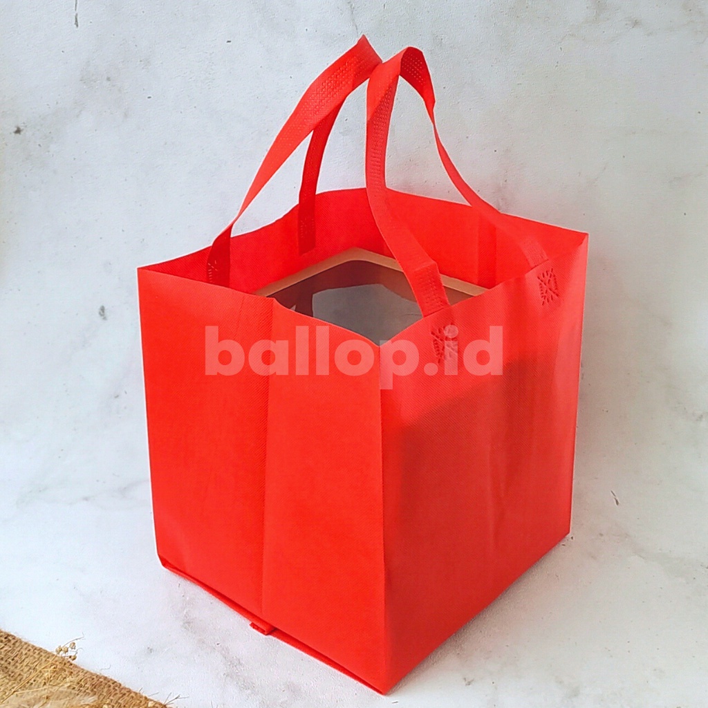 SPUNBOND 26 22 40 CM MERAH Tas Cake Roti Box Kue Bag Eco Friendly Acara