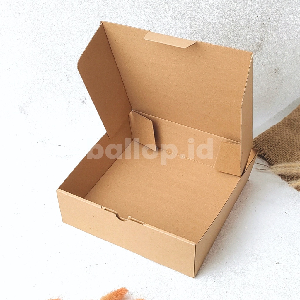 E-FLUTE 22 22 7 CM Box Dus Kotak Dos Nasi Hampers Spiku Cake Kue Roti Corrugated