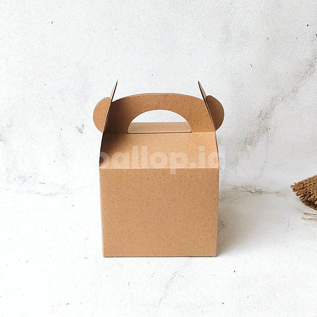 KRAFT 12 12 11 CM GABLE BOX Kotak Hamper Handle Snack Gift Hadiah Souvenir Dessert Dus Roti Cake Slice