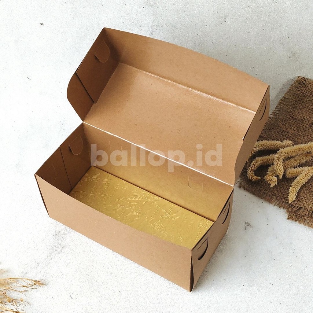 CAKEBOARD GOLD Kotak 22 10 CM Alas Tatakan Papan Emas Cake Tart Spiku