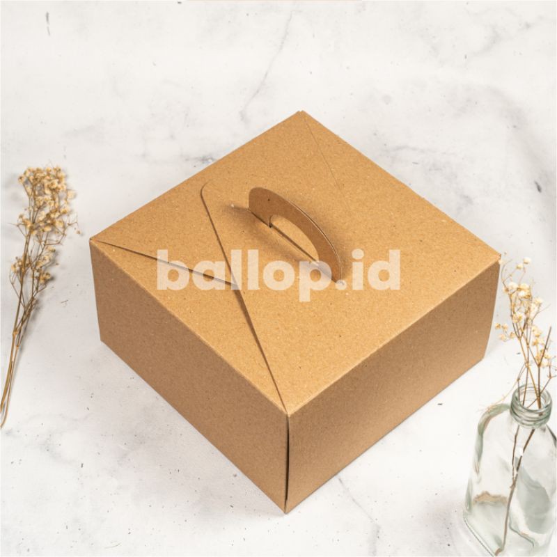 KRAFT 22 22 12 CM Kotak Box Pegangan Handle Kemasan Packing Cake Pudding Kue Tart Roti Coklat