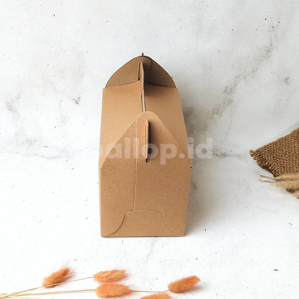 KRAFT 22 11 11 CM GABLE BOX Kotak Hamper Handle Snack Dessert Dus Roti Kue Gift Toples