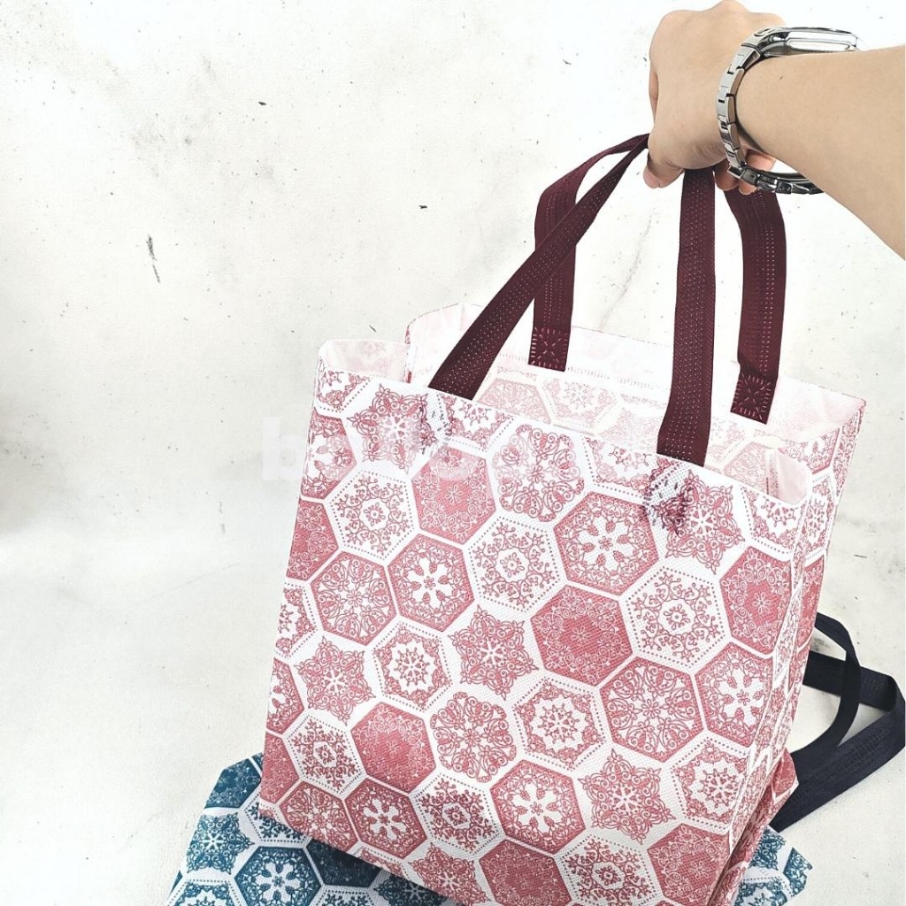 [5 PCS] SPUNBOND 24 20 27 CM Tas Acara Cake Roti Box Kue Souvenir Ultah Bingkisan Hampers Natal Event Acara Print Azura Merah Maron Navy Biru