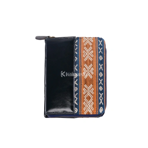 Image of KAINNESIA Bestari Notebook - Tenun Kulit Sapi Asli