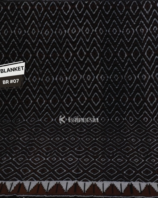 Image of KAINNESIA Kain Tenun Rewoven Blanket Etnik Nusantara #1