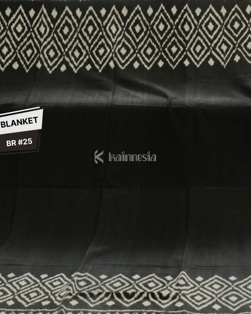 Image of KAINNESIA Kain Tenun Rewoven Blanket Etnik Nusantara #2