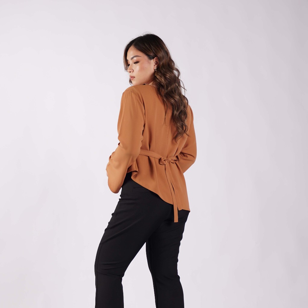 [Tutuloph] Jenna Blouse | Blouse Wanita Slim Look Lengan Panjang – Hijab Friendly & Fit to Big Size | Atasan Casual Elegan untuk Daily & Office Wear