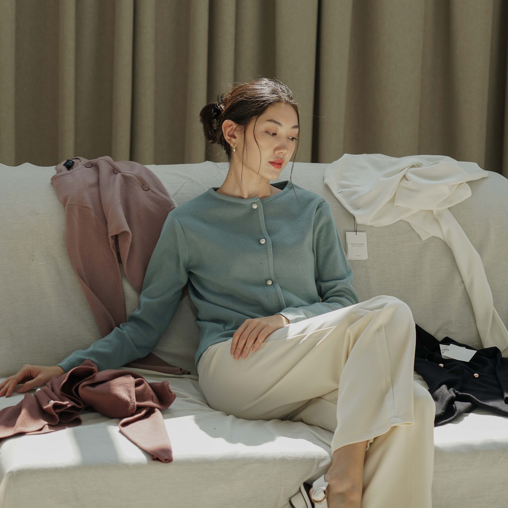 [Tutuloph] Louna Cardigan | Basic Collection Cardigan Sweater Wanita dengan Variasi Kancing – Fit to Big Size | Outer Rajut Nyaman untuk Daily Look & Layering Stylish