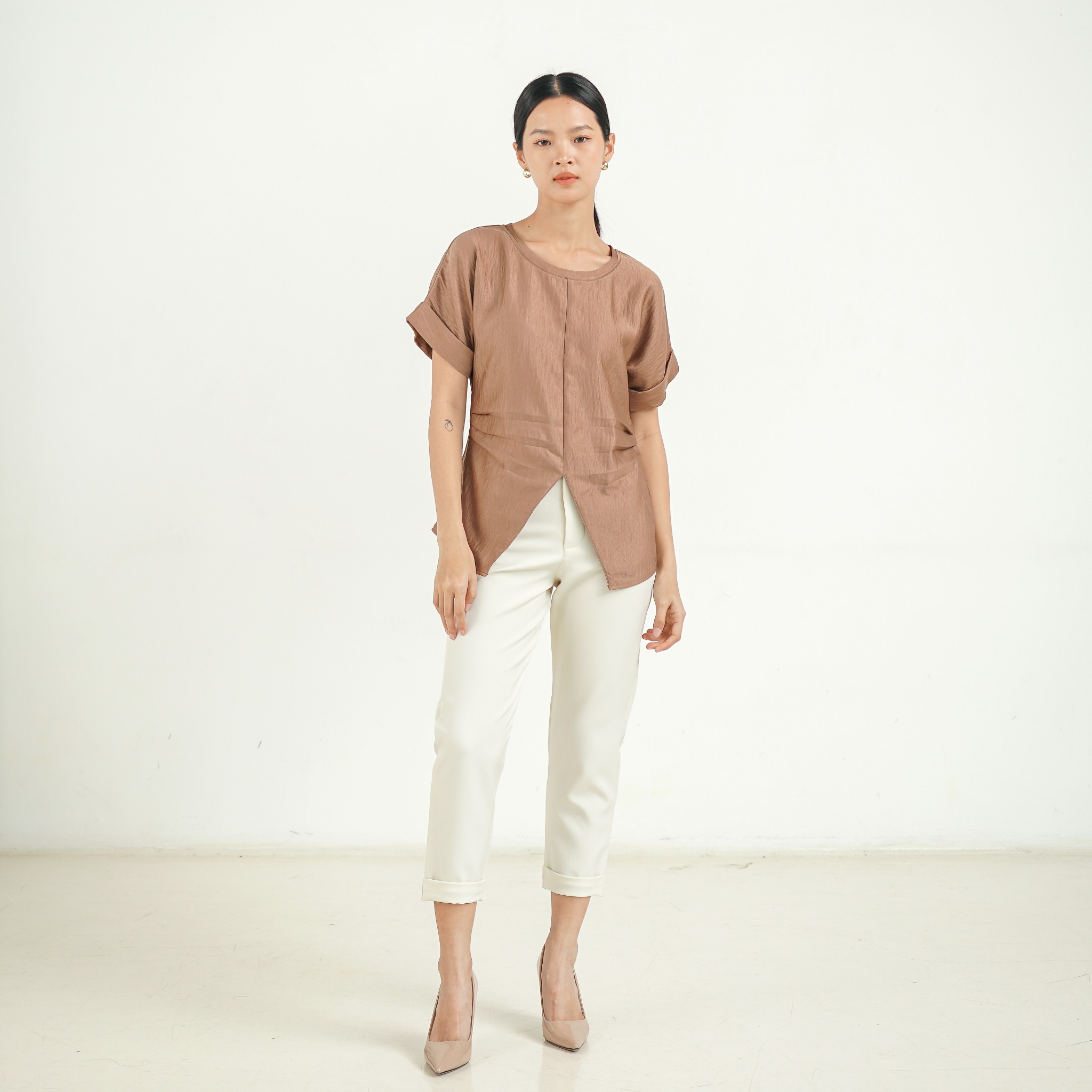 [Tutuloph] Mina Blouse | Atasan Wanita Slim Look Lengan Pendek – Fit to Big Size | Blouse Casual Elegan untuk Daily & Office Wear