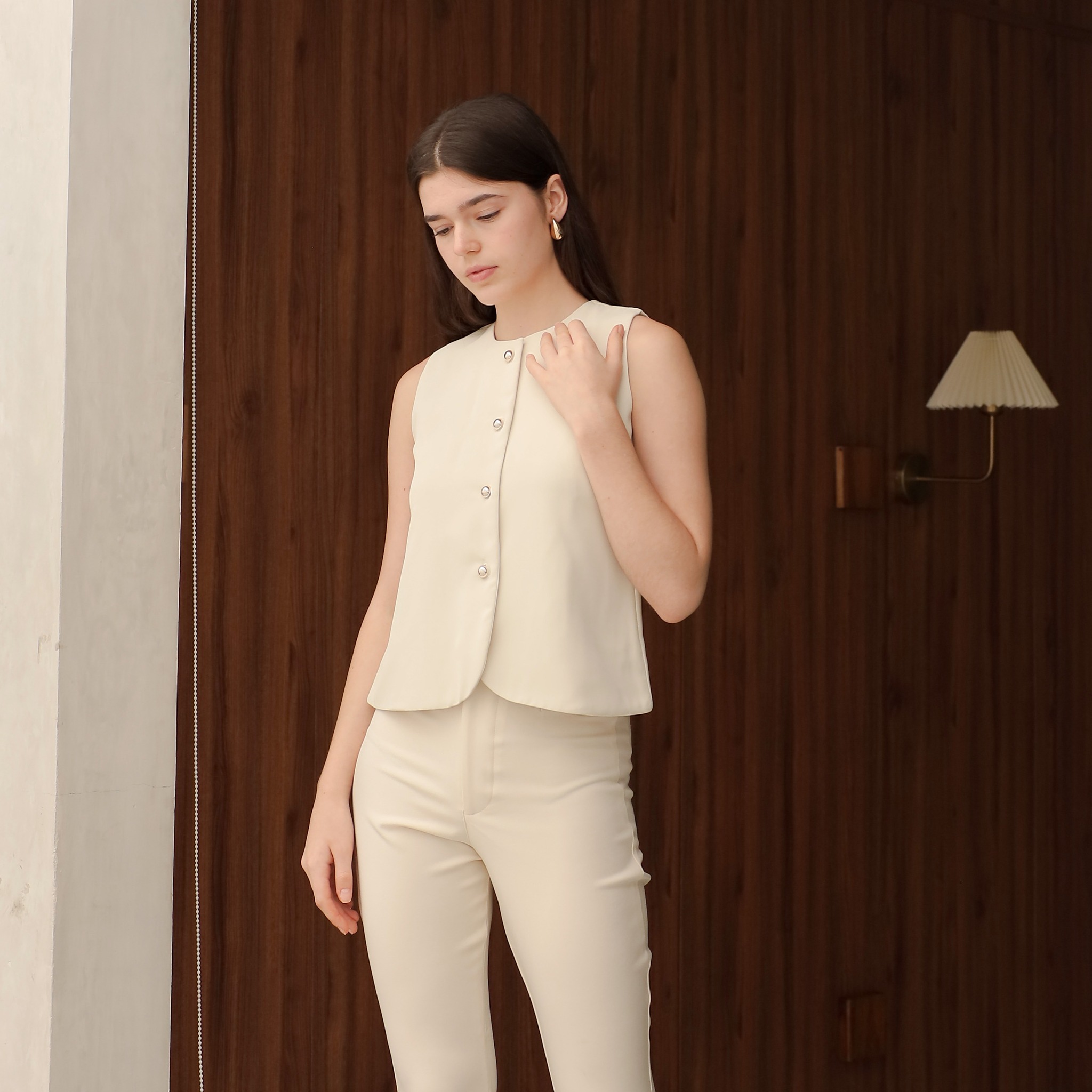 [Tutuloph] Hanni Tank Top [Sleeveless] | Blouse Tank Wanita Casual Formal Look | Atasan Wanita Casual Formal Elegan & Stylish