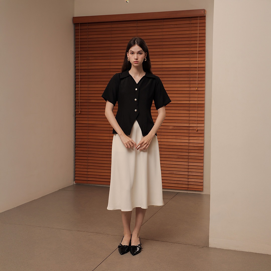 [Tutuloph] Lucia Top | Atasan Kemeja Wanita Casual Fashion Kantor Blouse Kancing Lengan Pendek Top Bigsize