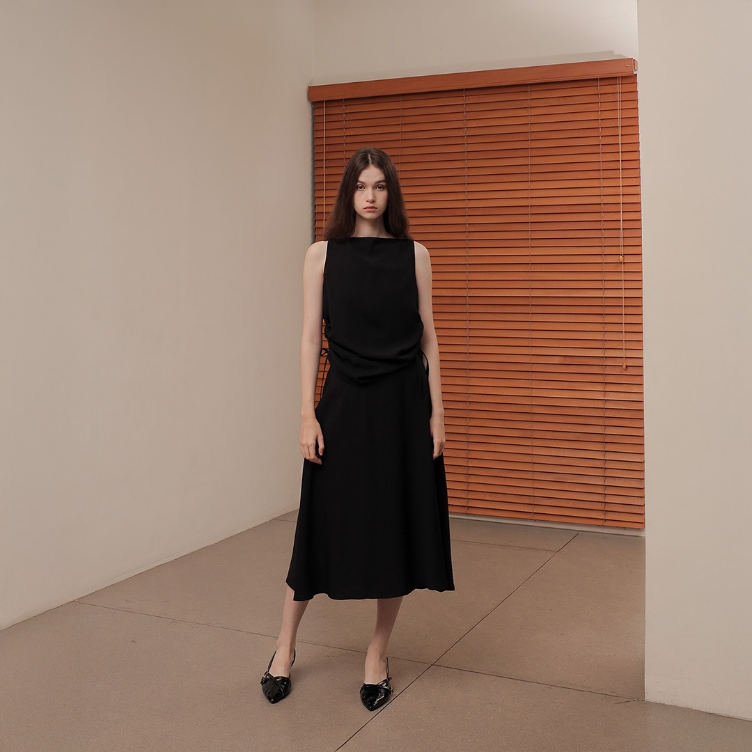 [Tutuloph] Grace Tank Top |  Blouse Tank Top Serut Wanita Casual Formal Look | Atasan Wanita Casual Formal Elegan & Stylish