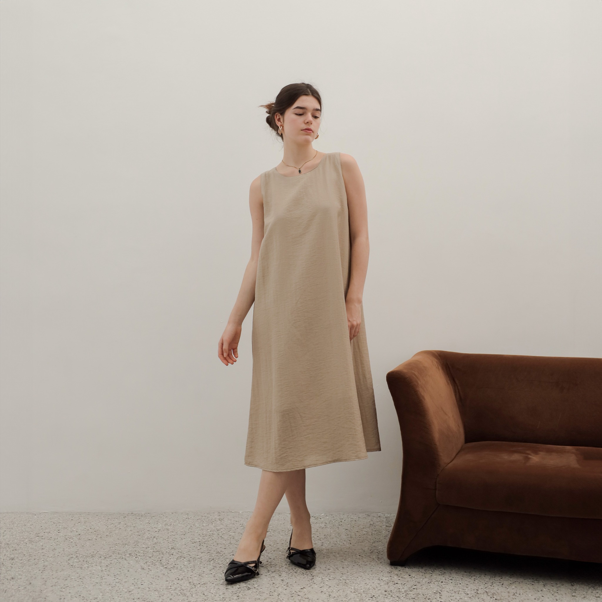 [Tutuloph] Eugene Dress | Midi Dress | Sleeveless | Dress Simple Wanita Fashion Wanita Jumbo Normal Bigsize