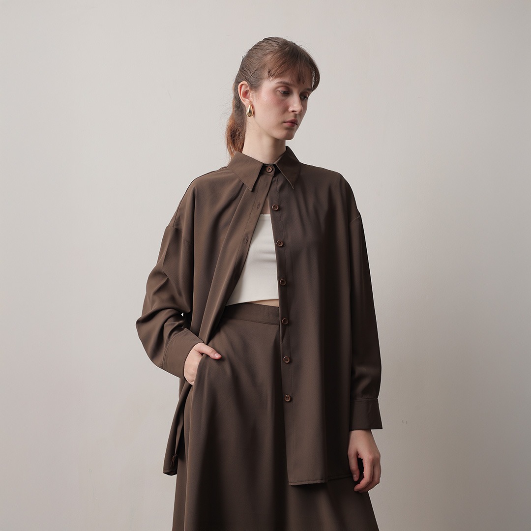 [Tutuloph] Lowell Oversized Shirt | Kemeja Oversized Wanita Lengan Panjang | Kemeja Casual Stylish Korean Look | Kemeja Cewek Jumbo Polos / Motif untuk Daily & Office Wear