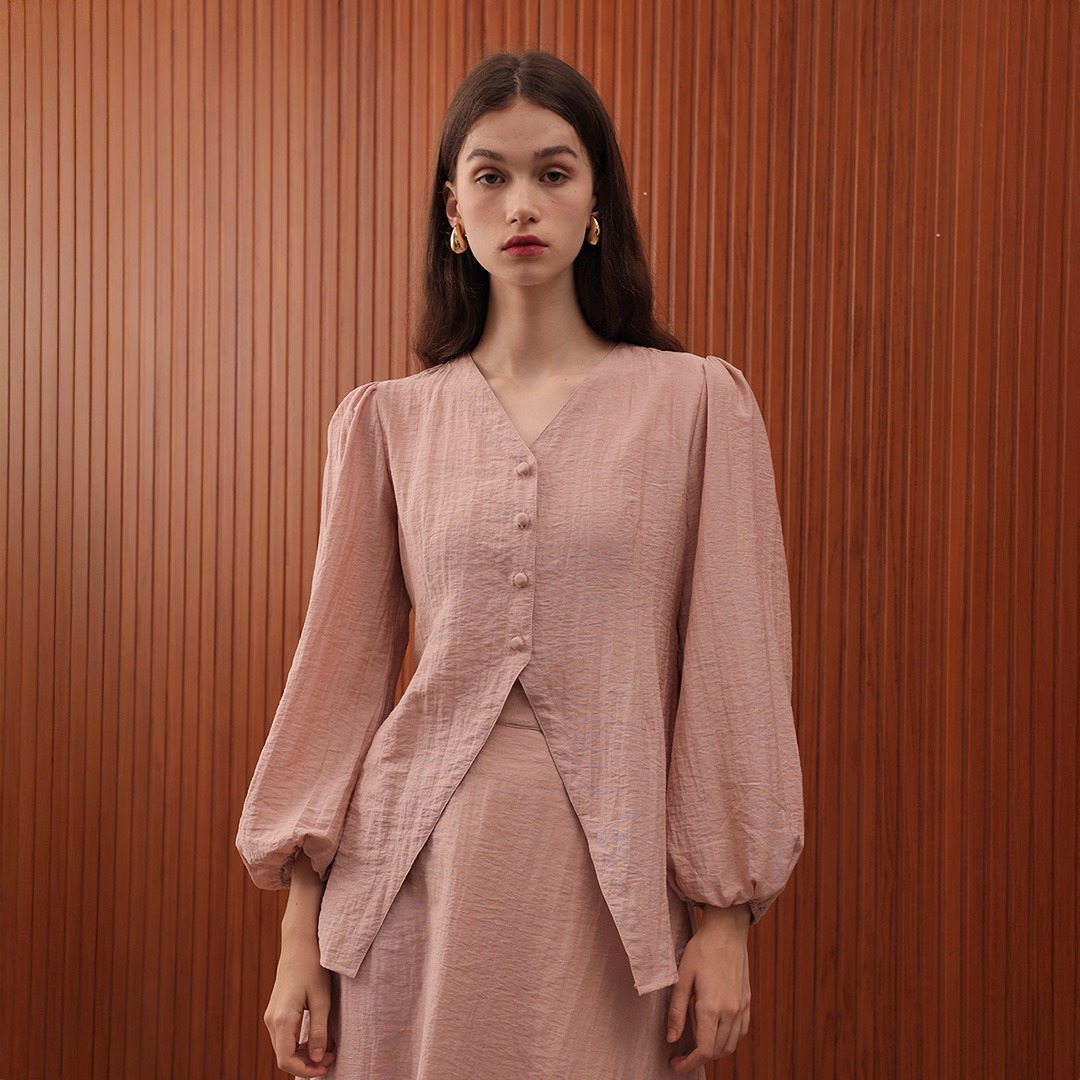 [Tutuloph] Tara Blouse | Blouse Wanita Atasan Kemeja Wanita Casual Fashion Kantor Blouse Kancing Lengan Panjang Hijab Friendly Top Bigsize