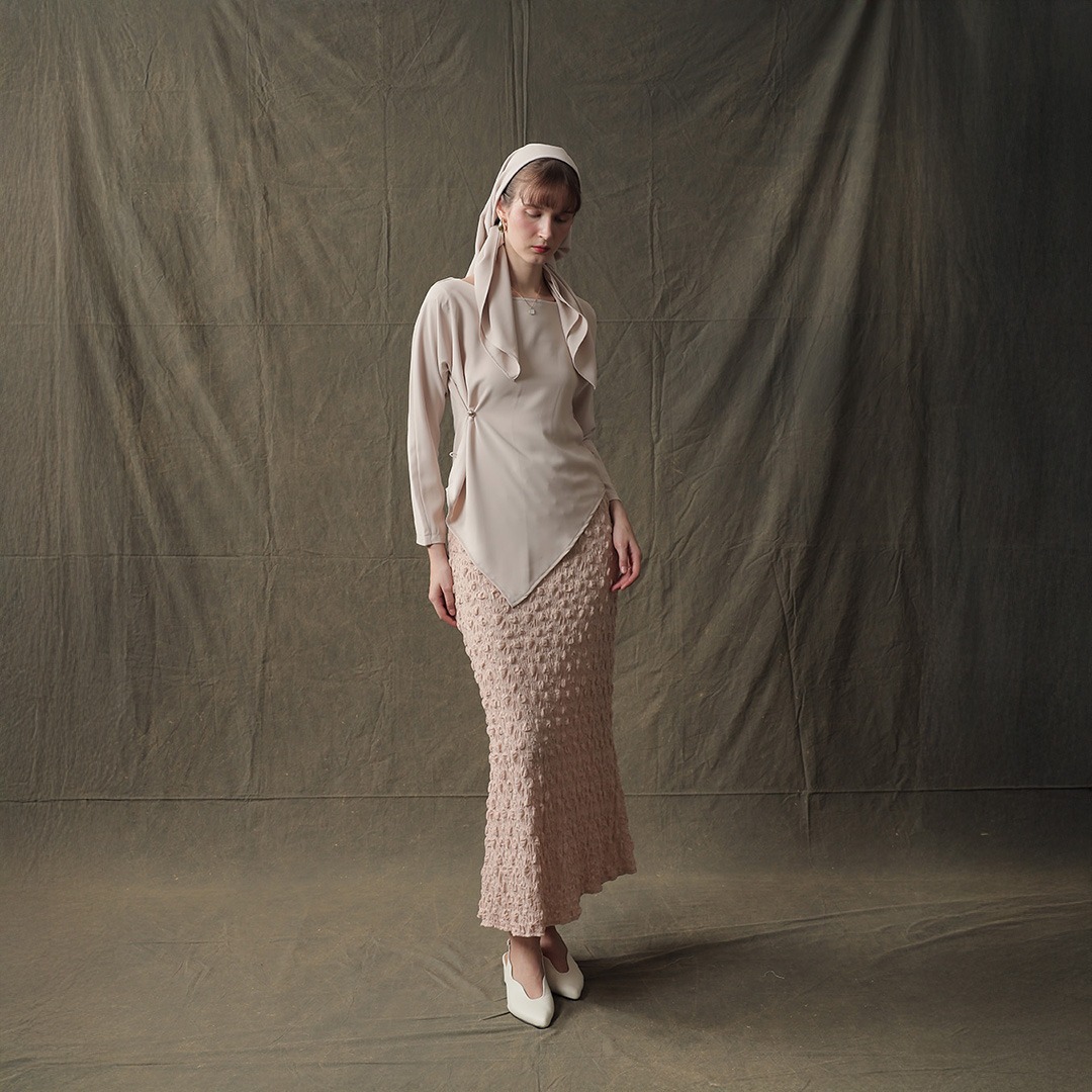 [Tutuloph] Donna Blouse | Long Sleeve |  Atasan Kemeja Wanita Casual Fashion Kantor Blouse Kancing Lengan Panjang Hijab Friendly Top Bigsize