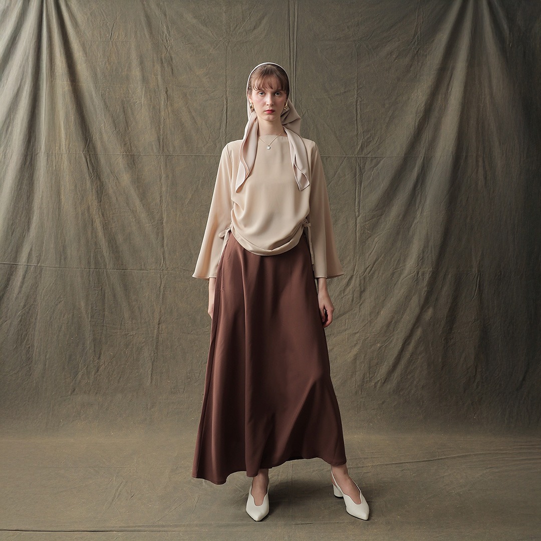 [Tutuloph] Saira Blouse | Long Sleeve | Blouse Serut Pinggang Wanita Lengan Panjang | Kemeja Casual Stylish Look | Kemeja Cewek Jumbo Polos / Motif untuk Daily & Office Wear Hijab Friendly