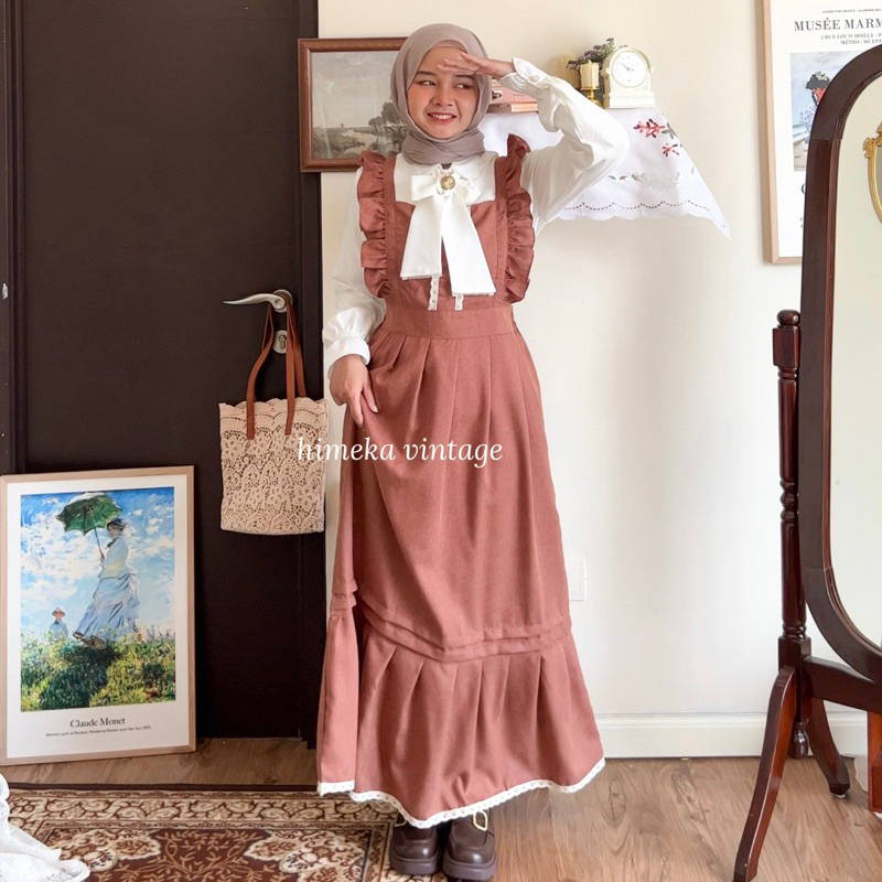 Emilia Pinafore