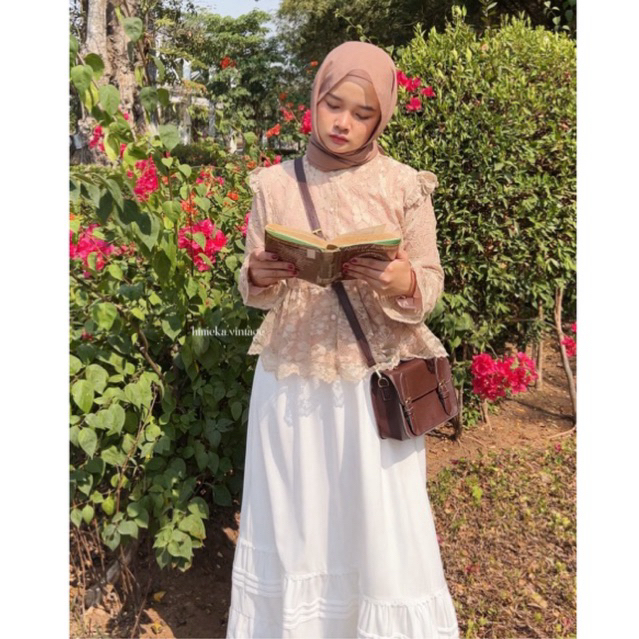 Claryn Blouse