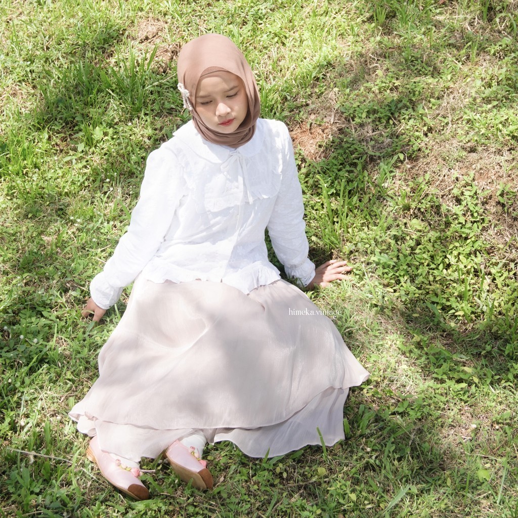 Vanya Blouse | Himeka Vintage