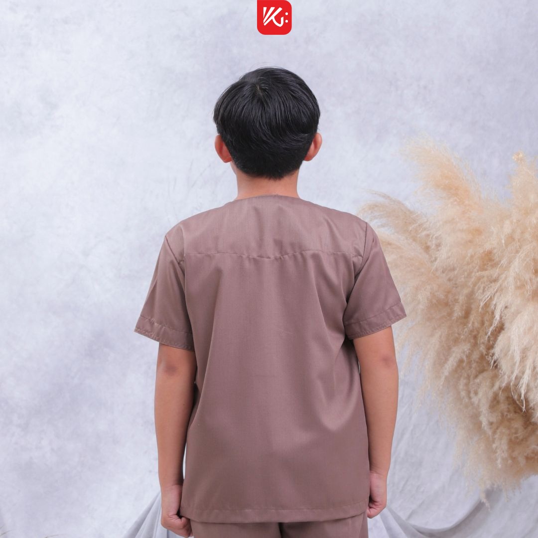 Baju Koko Anak KokoGibran  / Tanpa Kerah Coklat / Baju Koko Adem / Baju Koko Coklat (SAKHA)