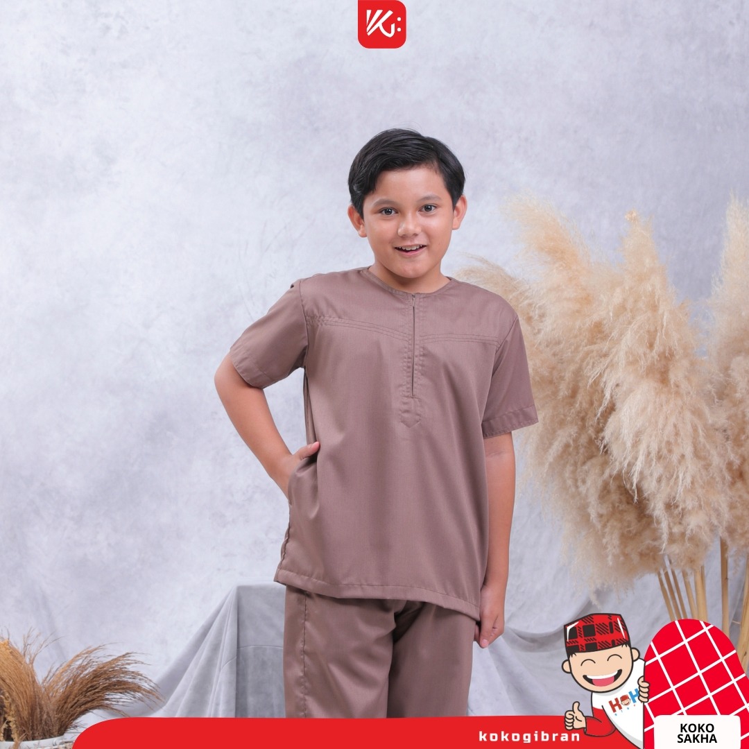 Baju Koko Anak KokoGibran  / Tanpa Kerah Coklat / Baju Koko Adem / Baju Koko Coklat (SAKHA)