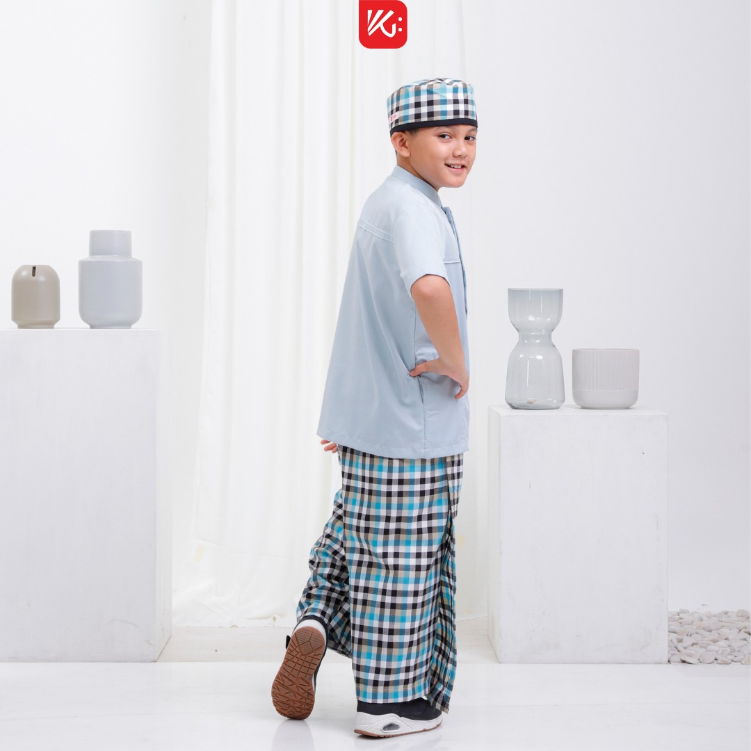 Set SPK Anak KokoGibran / Sarung Peci Koko Anak / SPK Anak / Set Anak Terlaris / Set SPK / Set Shalat Anak Warna Biru (Kamiil)