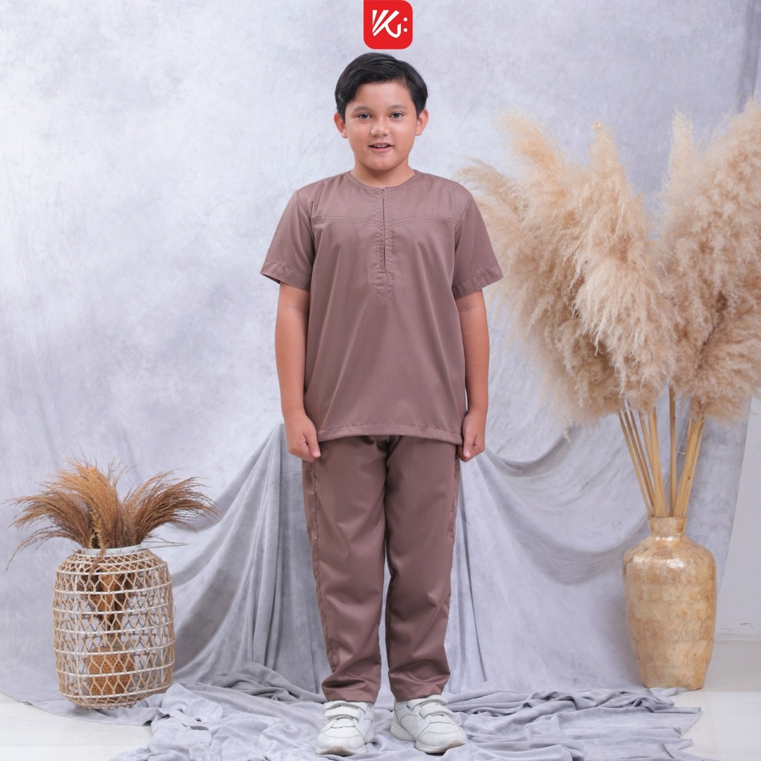 Set Koko Celana Anak Coklat / Koko Tanpa Kerah / Koko Adem / Koko Warna Coklat / Celana Instan Coklat / Set Koko Instan (SAKHA)