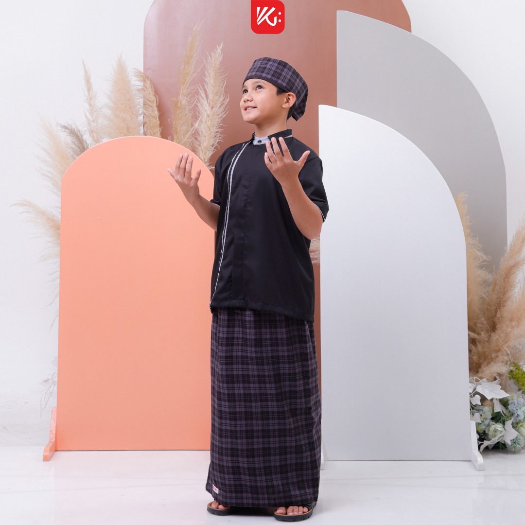 Sarung Koko Peci Anak KokoGibran / Sarkoci  / Sarcelko / Baju Muslim Anak / Pakaian Muslim Anak (RAMZAN)