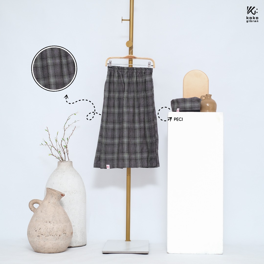 Sarung Instan KokoGibran / Sarung Instan KokoGibran / Sarung Instan Celana/ Sarung Abu Hitam / Sarung Balita (SP134)