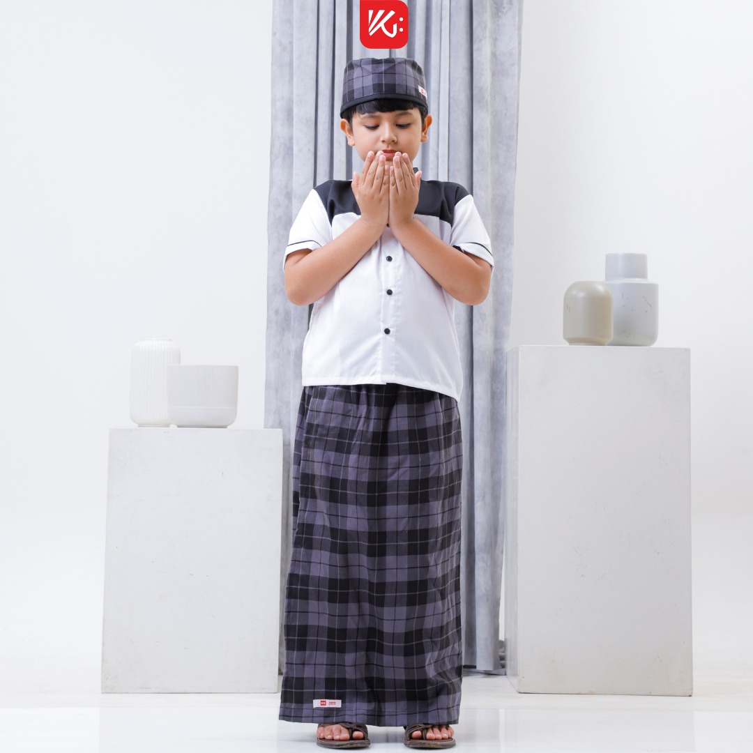 Set SPK Anak KokoGibran / Sarung Koko Peci Anak (Seri Omar) / Sarkoci KokoGibran / Sarcelko / Baju Muslim Anak / Pakaian Muslim Anak