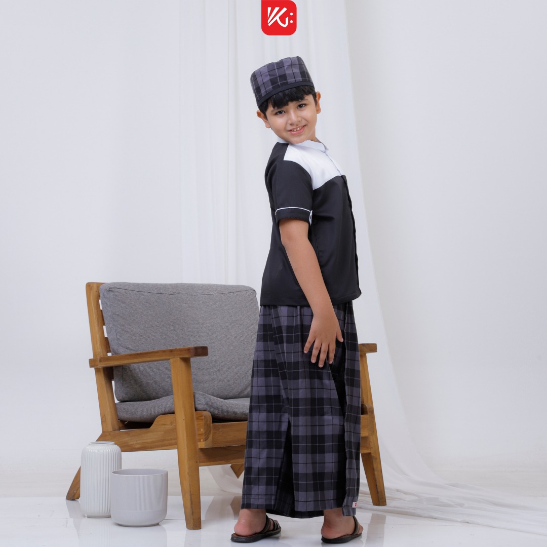 Set Sarung Koko Peci Anak / Pakaian Muslim Anak KokoGibran / SarKoci Anak / Set Koko Anak (AMAR)