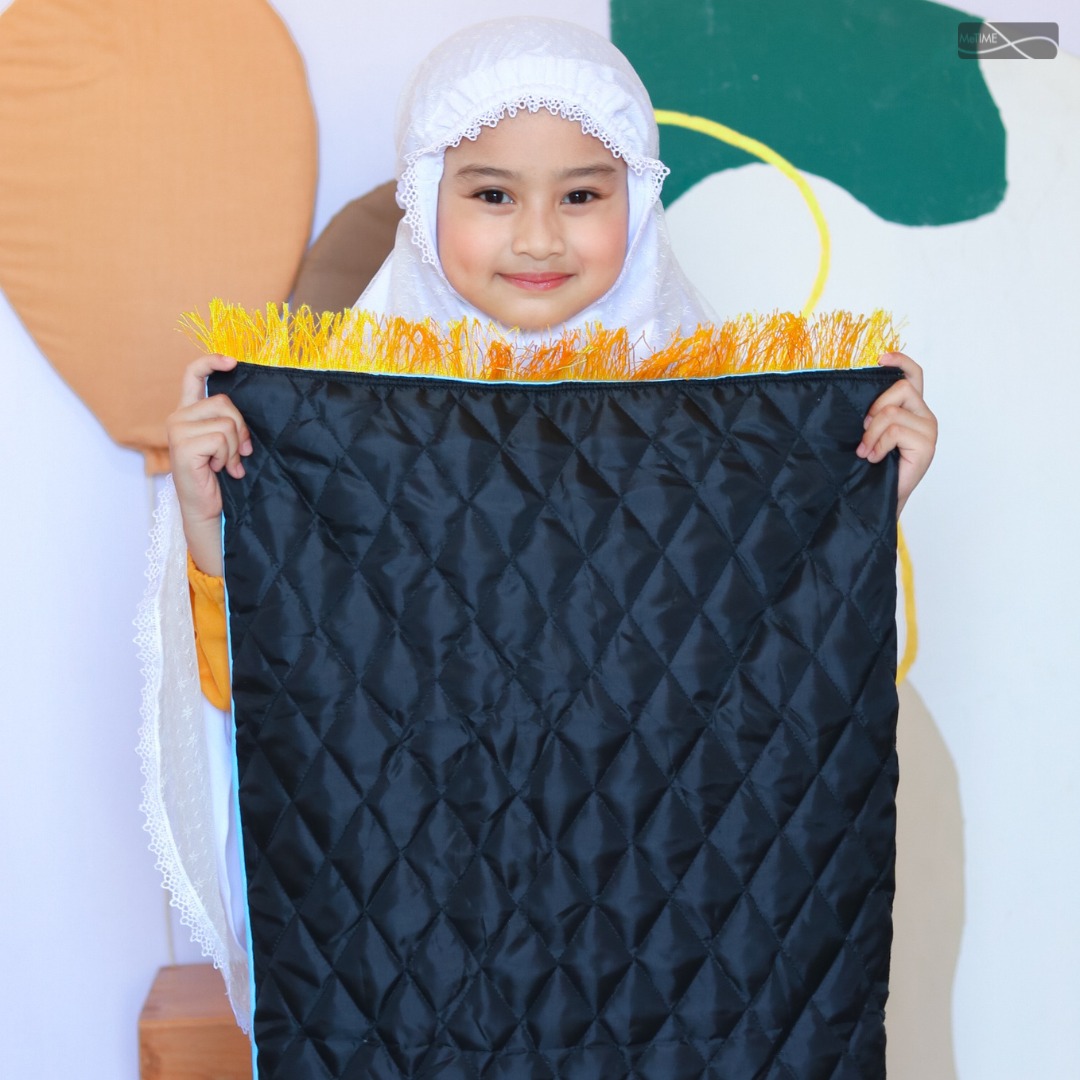(Ready) Sajadah Anak Rumbai MeTime / Sajadah Anak / Sajadah Tebal