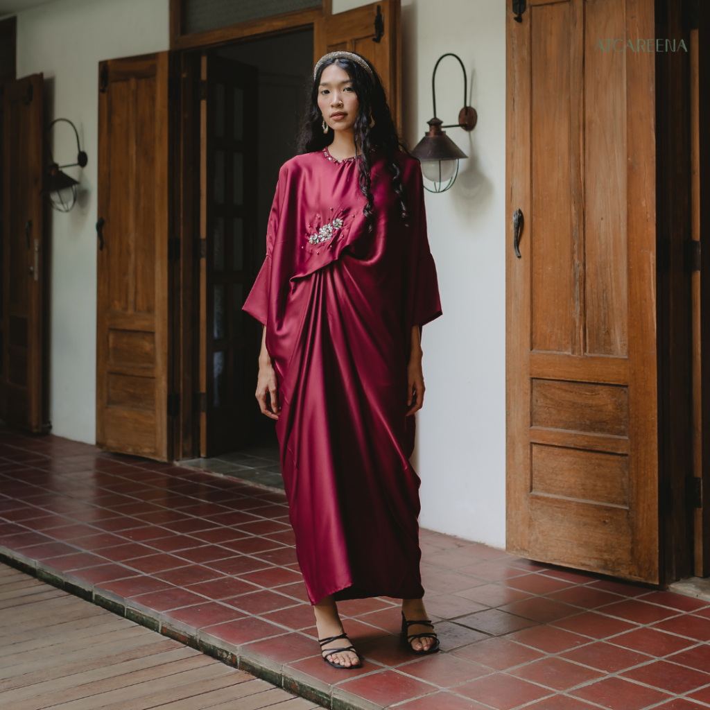 Asha kaftan - in Maroon - Kaftan wanita - dress wanita muslimah - dress panjang - dress lengan panjang - kaftan panjang wanita