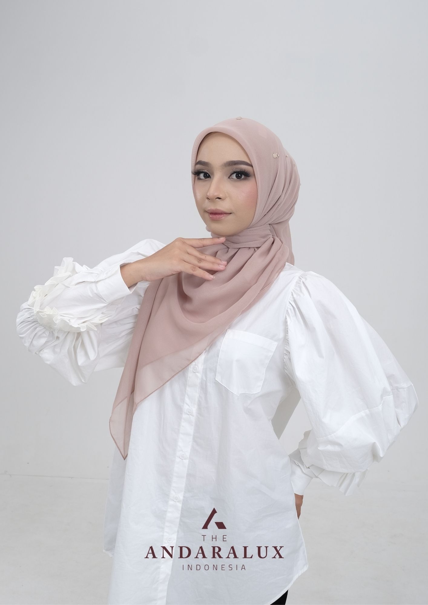 Hijab Paris Beads Kaira Brown Series