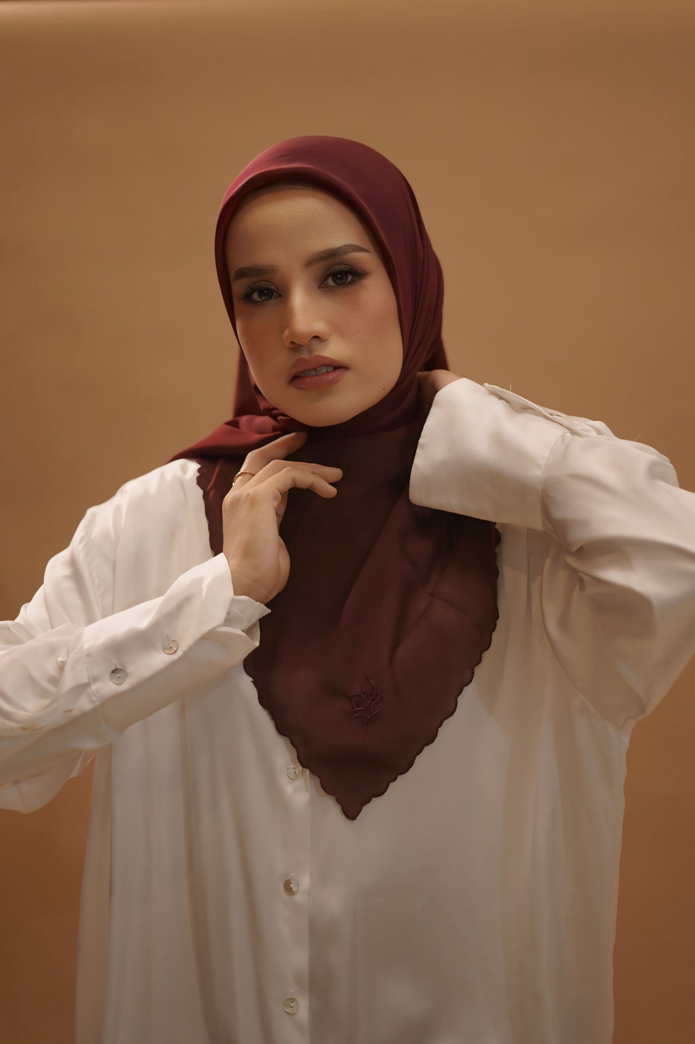 Arabian Embroidery Tyana Red Series