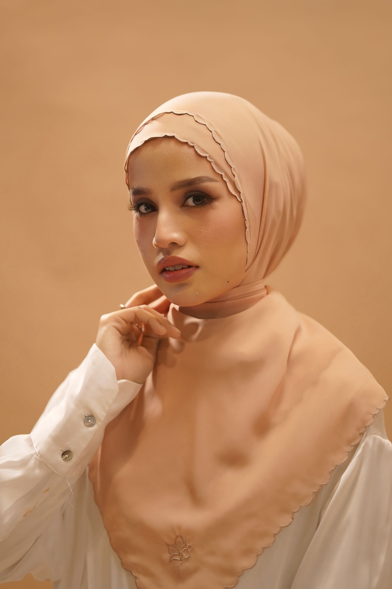 Arabian Embroidery Tyana Brown Series