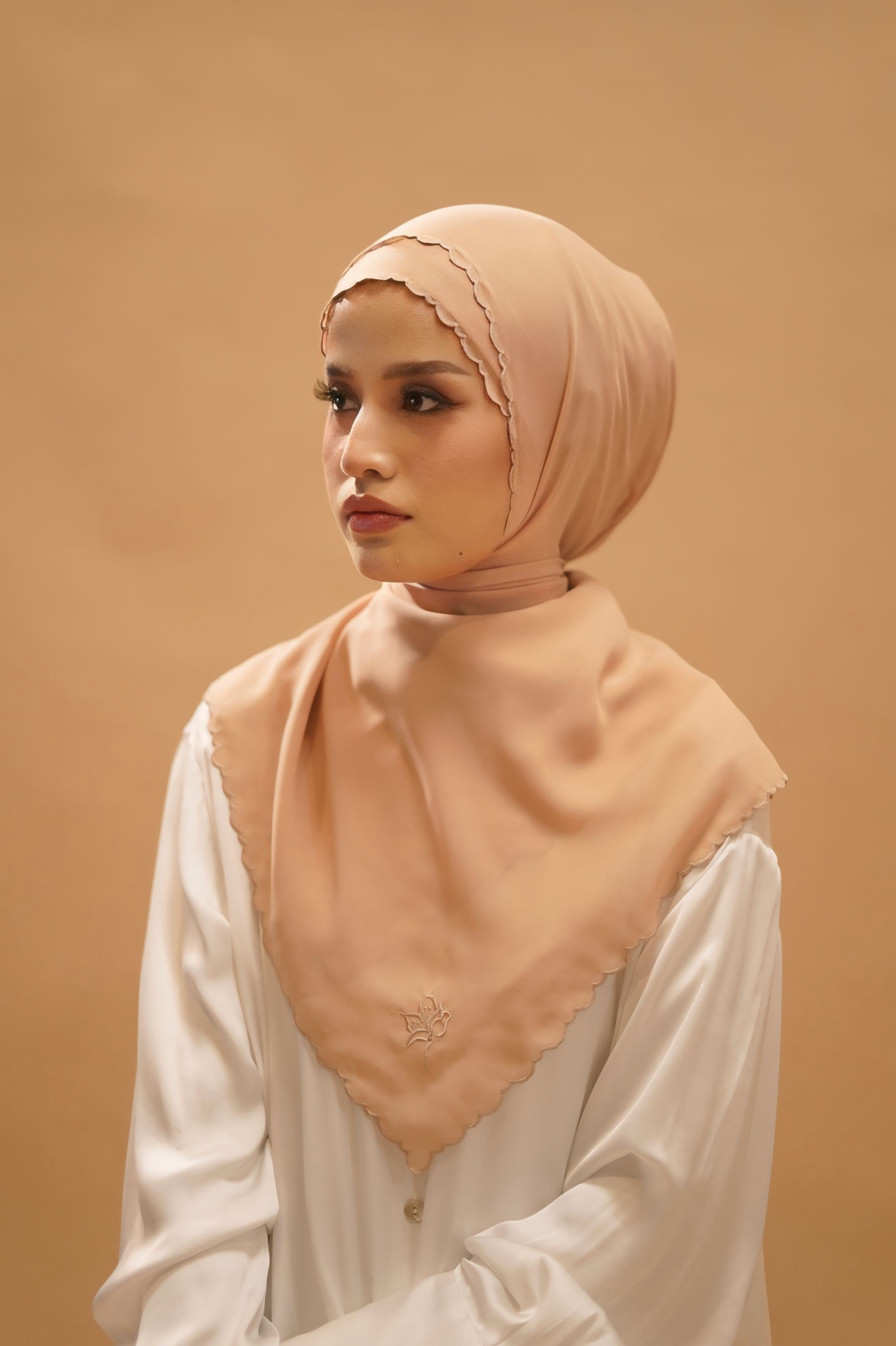 Arabian Embroidery Tyana Brown Series