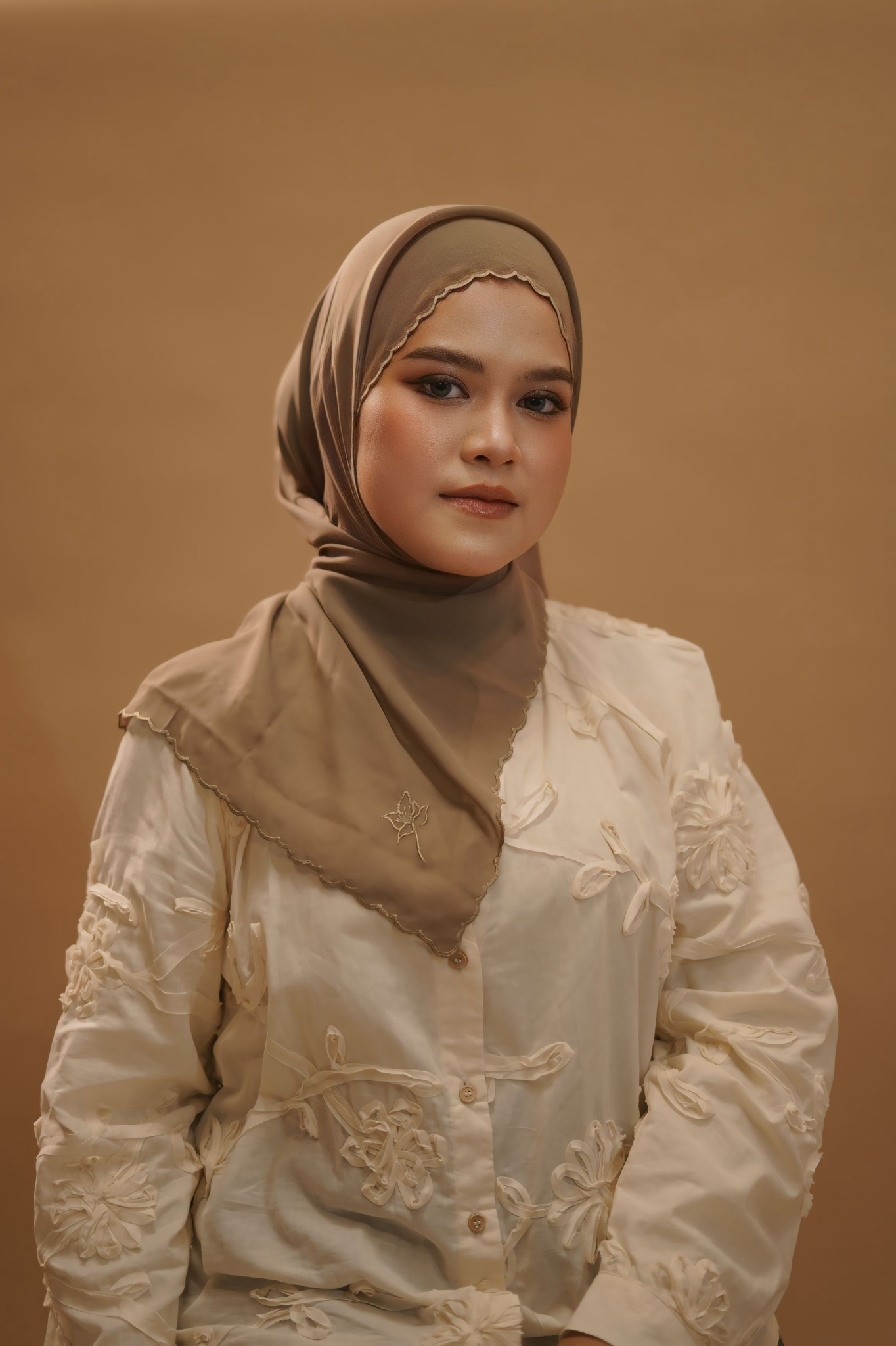 Arabian Embroidery Tyana Brown Series